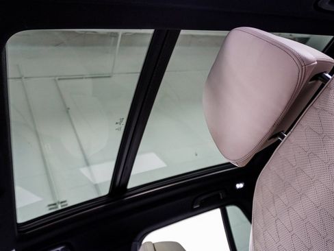 Used 2020 BMW X5 M50i w/ Premium Package image 20