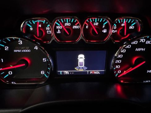 Used 2017 Chevrolet Silverado 1500 LT w/ Midnight Edition AWD/4WD image 24