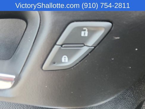 Used 2019 Chevrolet Malibu Hybrid FWD image 16