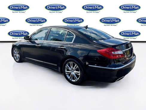 Used 2012 Hyundai Genesis 5.0 image 6