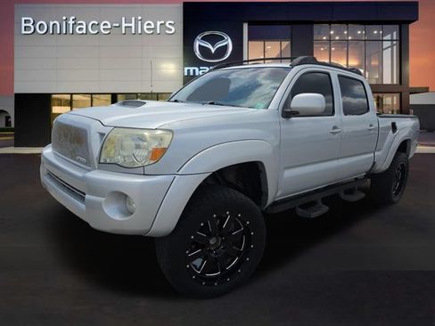Used 2007 Toyota Tacoma PreRunner RWD image 3