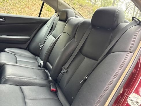 Used 2011 Nissan Maxima 3.5 SV w/ Premium Pkg FWD image 16