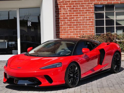 Used 2023 McLaren GT RWD image 14