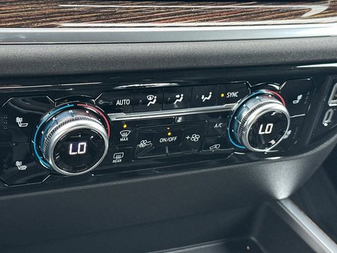 New 2026 GMC Sierra 1500 Elevation w/ Elevation Premium Package image 18