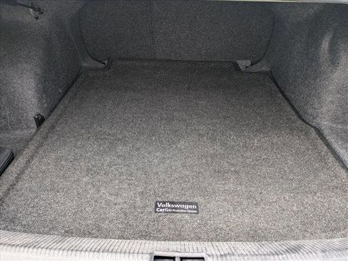 Used 2014 Volkswagen Passat S image 6