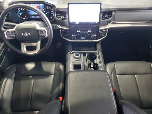 Used 2024 Ford Expedition Max XLT RWD image 11