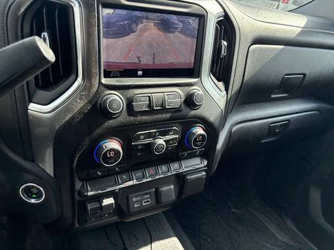 Used 2019 Chevrolet Silverado 1500 LT w/ Texas Edition RWD image 10