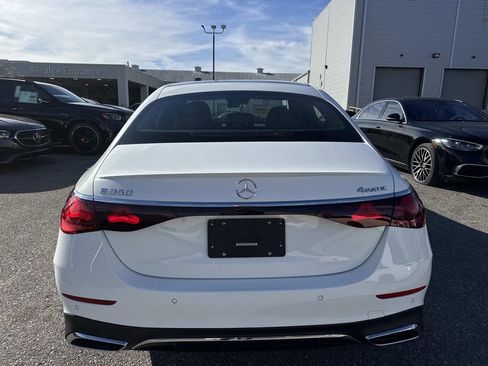 New 2026 Mercedes-Benz E 350 4MATIC Sedan image 4