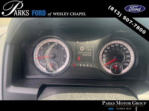 Used 2018 RAM 1500 Express w/ Express Value Package AWD/4WD image 3