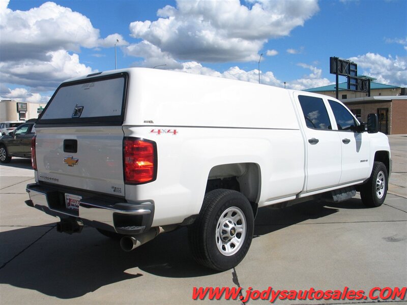 Used 2017 Chevrolet Silverado 3500 W/T AWD/4WD image 33
