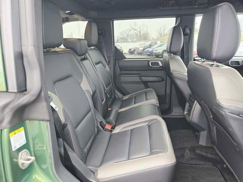Used 2025 Ford Bronco Outer Banks image 11