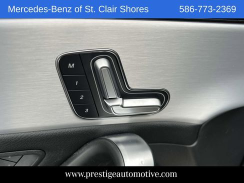 Used 2025 Mercedes-Benz CLA 250 4MATIC image 19