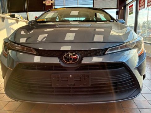 Used 2024 Toyota Corolla LE image 4