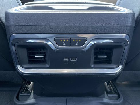 Used 2022 Chevrolet Silverado 1500 LTZ w/ LTZ Premium Package AWD/4WD image 22
