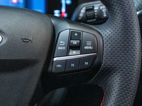 Used 2023 Ford Escape ST-Line Select image 19