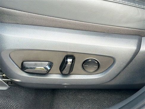 Used 2025 Lexus NX 250 FWD w/ Premium Package image 24