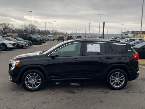 Used 2023 GMC Terrain SLT FWD image 4