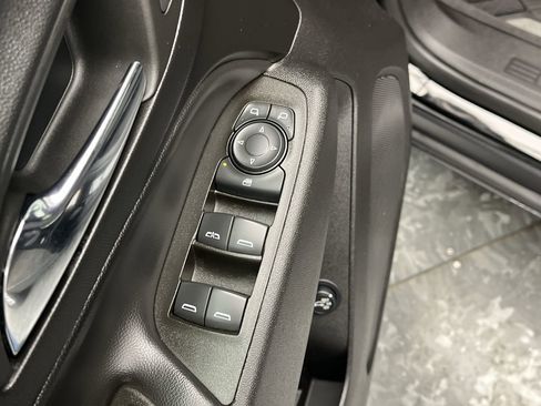 Certified 2023 Chevrolet Equinox LT image 8