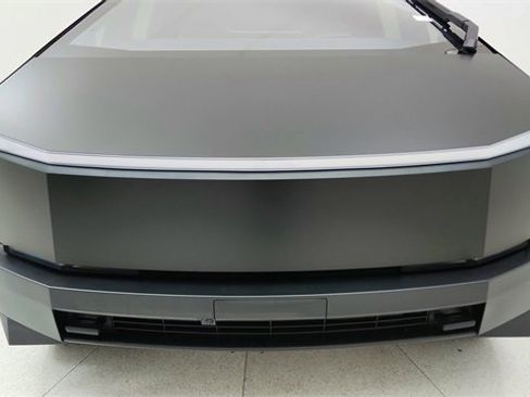 Used 2024 Tesla Cybertruck Cyberbeast image 8