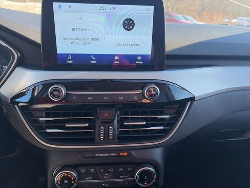 Certified 2022 Ford Escape SE w/ Cold Weather Package image 15