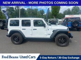 Used 2024 Jeep Wrangler Unlimited AWD/4WD video 3