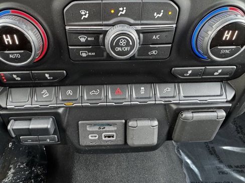 Used 2021 Chevrolet Silverado 1500 LT w/ All Star Edition Plus image 11