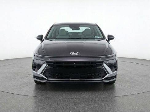 Used 2025 Hyundai Sonata SEL FWD image 2