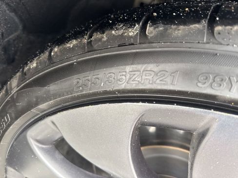 Used 2022 Tesla Model Y Performance image 36