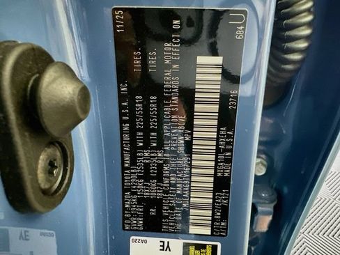 Certified 2026 Toyota Corolla Cross XLE FWD image 30
