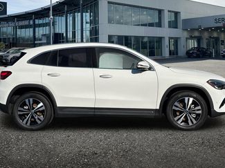 Certified 2025 Mercedes-Benz GLA 250 4MATIC video 3