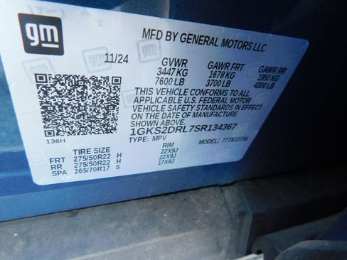 Used 2025 GMC Yukon Denali w/ Sun & Power Step Package AWD/4WD image 9