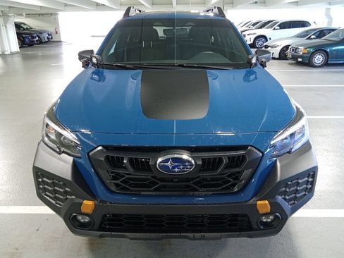 Used 2025 Subaru Outback Wilderness AWD/4WD image 2