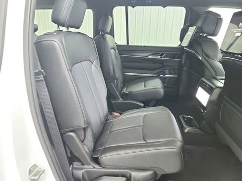 New 2026 Jeep Grand Wagoneer Summit w/ Rear Seat Video Group I AWD/4WD image 38
