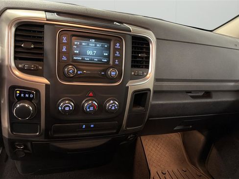 Used 2017 RAM 1500 Classic SLT image 17