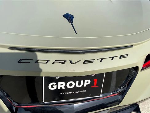 Used 2020 Chevrolet Corvette Stingray Coupe w/ 1LT image 9