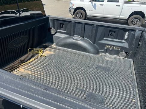 Used 2019 Ford F150 Lariat AWD/4WD image 12
