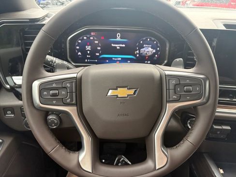 New 2026 Chevrolet Silverado 1500 LT AWD/4WD image 7