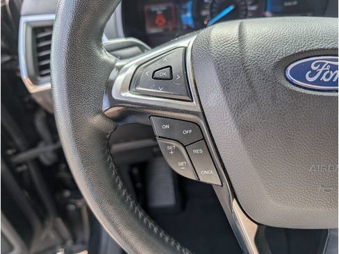 Used 2024 Ford Edge Titanium AWD/4WD image 18