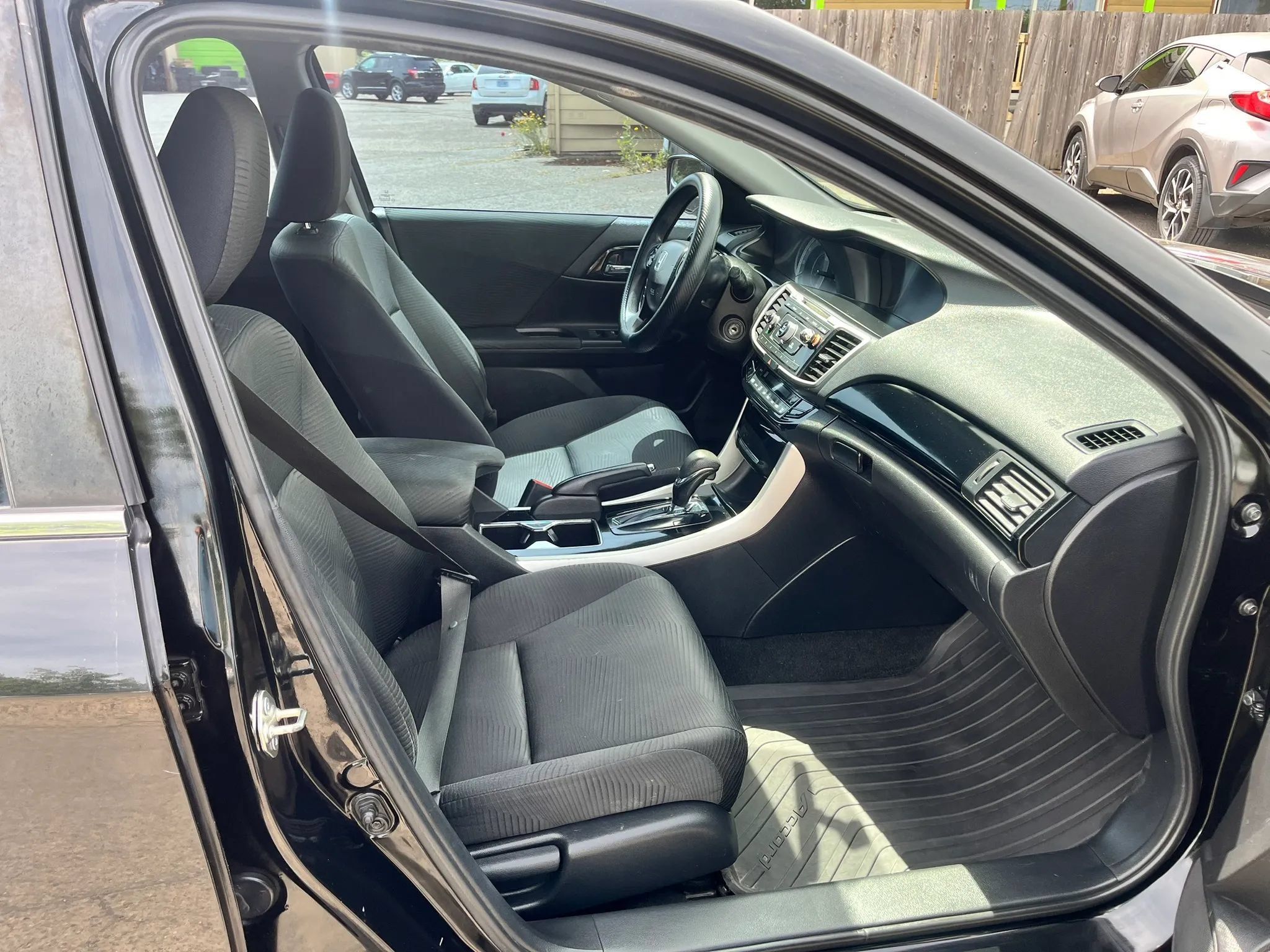 Used 2016 Honda Accord LX image 15