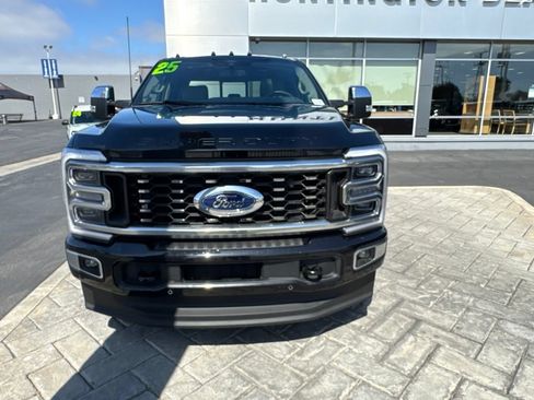 Used 2025 Ford F350 Platinum w/ Platinum Plus Package AWD/4WD image 36