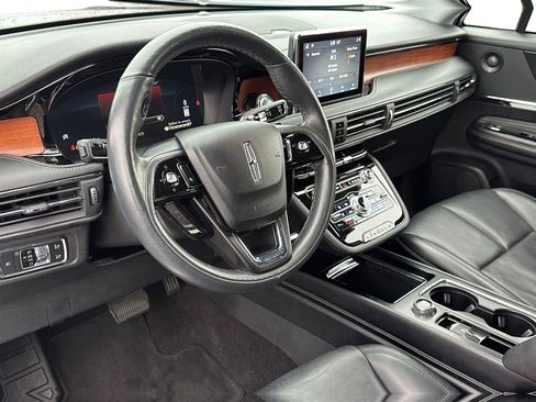 Used 2021 Lincoln Corsair Reserve w/ Equipment Group 201A image 12