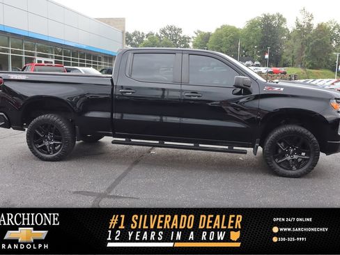 Used 2022 Chevrolet Silverado 1500 Custom Trail Boss AWD/4WD image 1