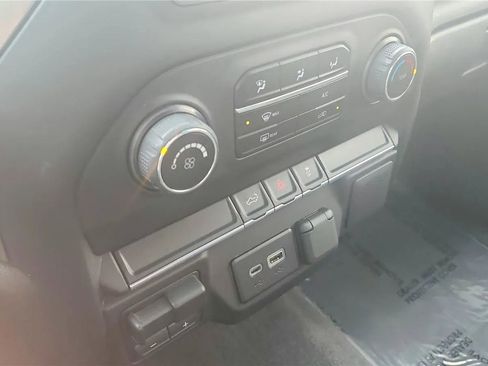 Used 2022 Chevrolet Silverado 2500 Custom w/ Gooseneck/5TH Wheel Package image 23