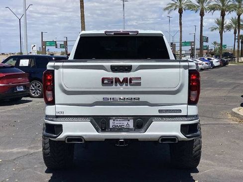Used 2022 GMC Sierra 1500 Elevation w/ X31 Off-Road Package AWD/4WD image 5
