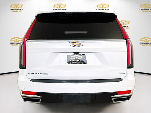 Used 2021 Cadillac Escalade Premium Luxury RWD image 7