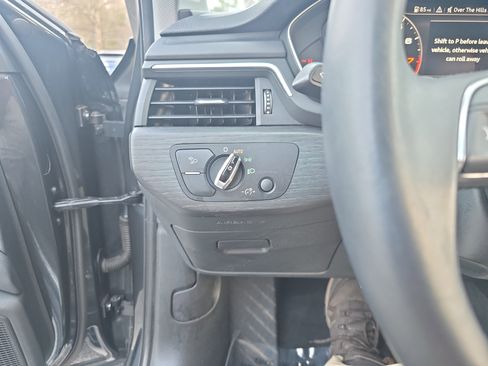 Used 2018 Audi A4 2.0T allroad Premium Plus image 23