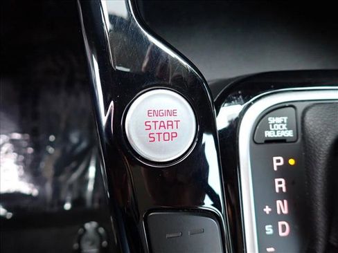 Used 2020 Kia Soul EX image 18