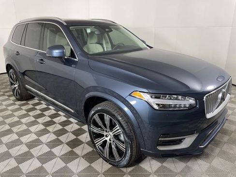 Used 2025 Volvo XC90 T8 Plus AWD/4WD image 15