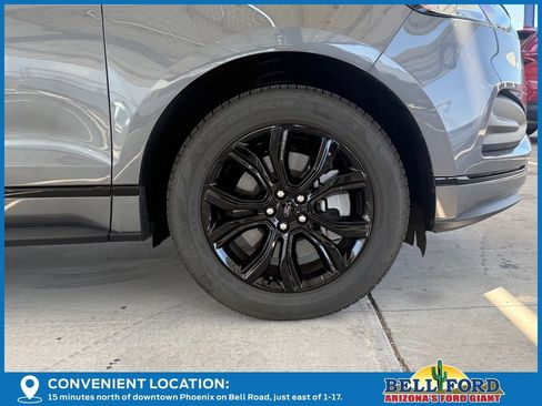 Used 2024 Ford Edge SE w/ Black Appearance Package AWD/4WD image 7
