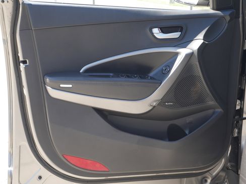 Used 2014 Hyundai Santa Fe Sport 2.0T w/ Navigation Package 06 AWD/4WD image 32